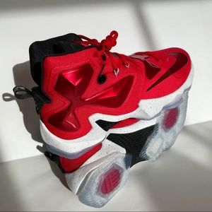 Nike Men's Lebron XIII Basketball RED/WHITE/BLACK